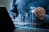 GettyImages-2168720864-growth-2025-computer-digital-hand