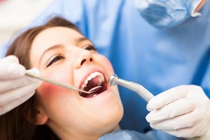 Expanding Light Therapy To The Dentist’s Office Expanding Light Therapy To The Dentist’s Office