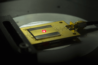 Harvard Scientists Build World's Smallest Radio Receiver Harvard Scientists Build World's Smallest Radio Receiver