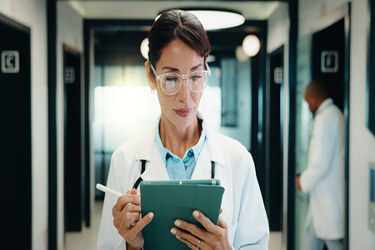 clinical-trial-payment-GettyImages-2279596023