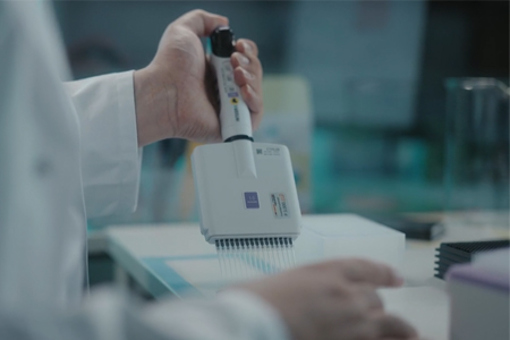 Characterize Your PROTAC Hook Effect With Flexible In-Solution Affinity Measurements NanoTemper - Dianthus