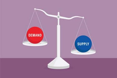 economy law of supply and demand-GettyImages-1263079550 economy law of supply and demand-GettyImages-1263079550