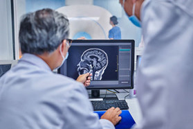 neurotech-med-device-GettyImages-2235376848