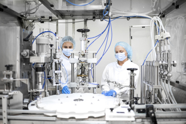Pharmaceutical Bottle Manufacturing-GettyImages-1460261322