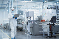 pharmaceutical cleanroom, Heavy Industry Manufacturing Factory-GettyImages-1462154865