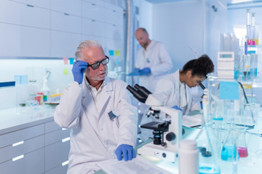 Multi ethnic lab team-GettyImages-1255978257 Multi ethnic lab team-GettyImages-1255978257