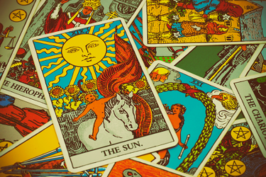 Tarot-Fortune-Future-iStock-504782786