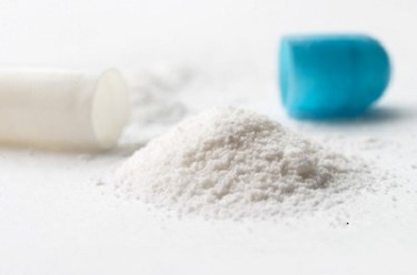 powderandpills 450x300 powderandpills 450x300