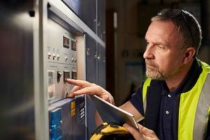 GettyImages-1461452243 water calibration inspection