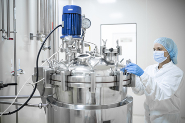 Pharmaceutical production-GettyImages-1457782039