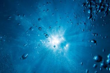 GettyImages-845732798 water sunlight bubbles