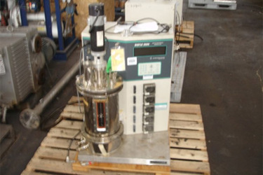 Used 10 Liter New Brunswick Bioreactor