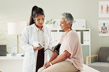 GettyImages-2216489598-blood-pressure-cuff