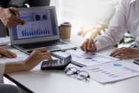 GettyImages-1433100886 budgeting