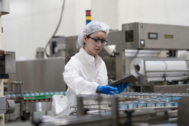 GettyImages-2264937673-product-inspection-in-factory