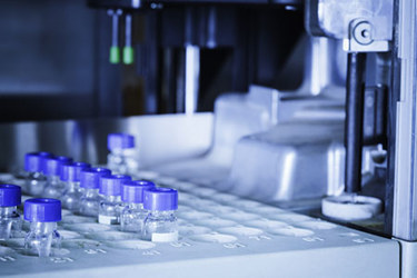 cdmo-services-GettyImages-136640949 cdmo-services-GettyImages-136640949