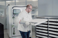 Sustainable Freezing In Biopharma SUS cryo bucket