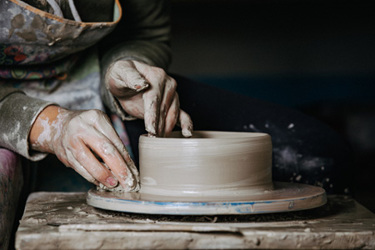 Potter at work-GettyImages-1142834523