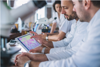 GettyImages-954960688 clinical trial team research