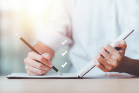 GettyImages-1734850678 checklist