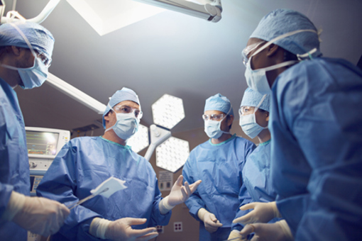 Learning From Transplant Medicine_GettyImages-2167960870