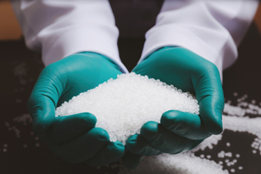 GettyImages-1336093653-gloves-polymer-clear GettyImages-1336093653-gloves-polymer-clear