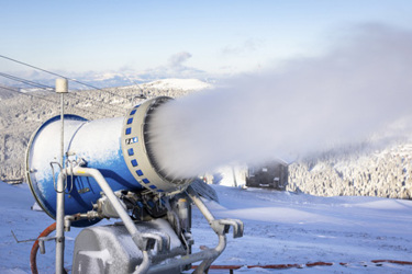 Snow gun, artificial snow-GettyImages-2166145785 Snow gun, artificial snow-GettyImages-2166145785