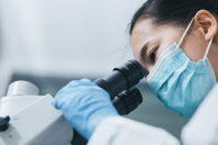 GettyImages-1494348289_lab microscope