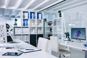 A Phase I Study Allowing Clinical Screening Of Multiple Solubility-Enhancement Formulation Technologies GettyImages-1297414842-lab-computer