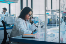 GettyImages-1346675538-lab-research-development-test tubes