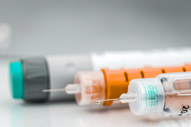 Autoinjector-Insulin-Pen-Delivery-Device-GettyImages- 1086688132 Autoinjector-Insulin-Pen-Delivery-Device-GettyImages- 1086688132