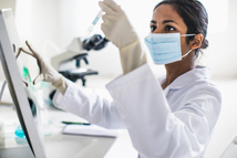 GettyImages-1218518899-test-tube-research-lab-scientist-discovery